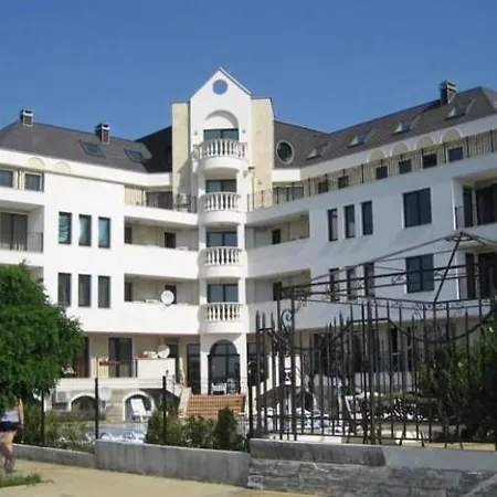 South Bay Apartment *